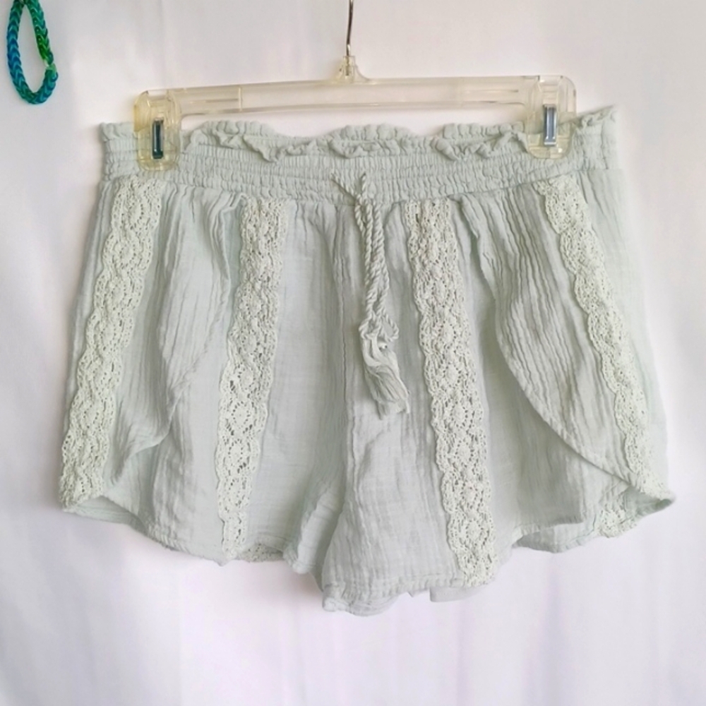 American Eagle shorts, Mint, Crochet, Draw String, M